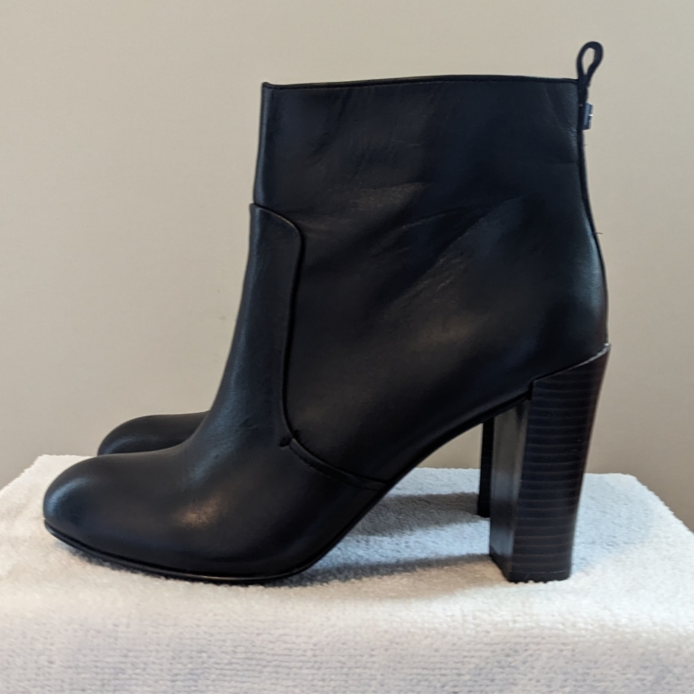 Nine West Moyen Bootie